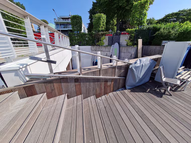 Rhein-Mosel Lifte - Installierte Treppen-Außenlift