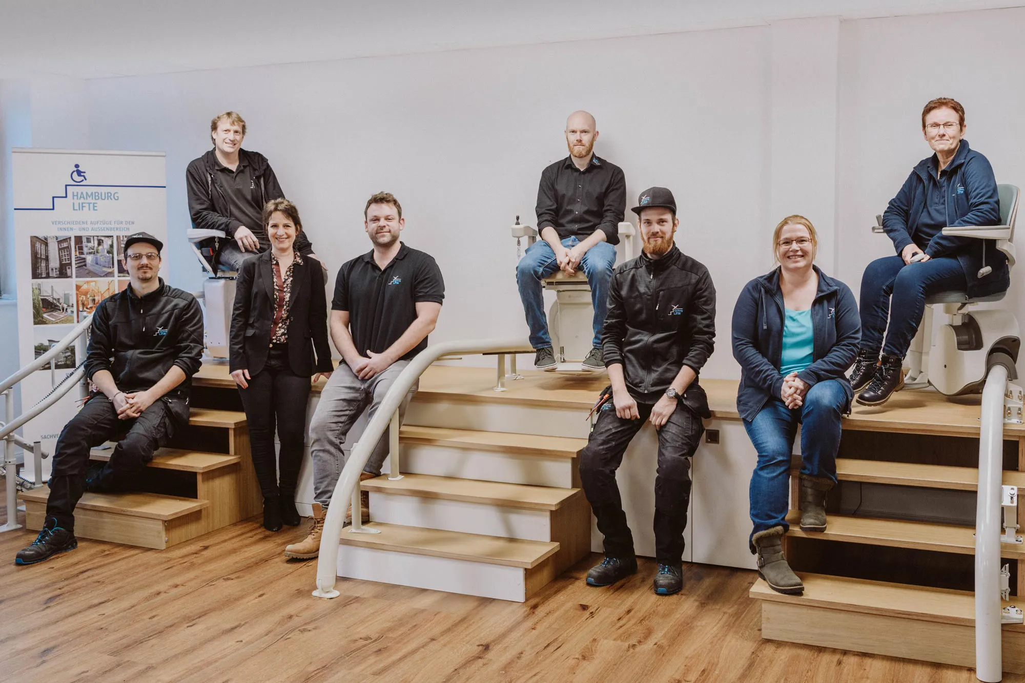 Das Team von Rhein-Mosel Lifte im Showrrom in Hamburg-Wellingsbüttel